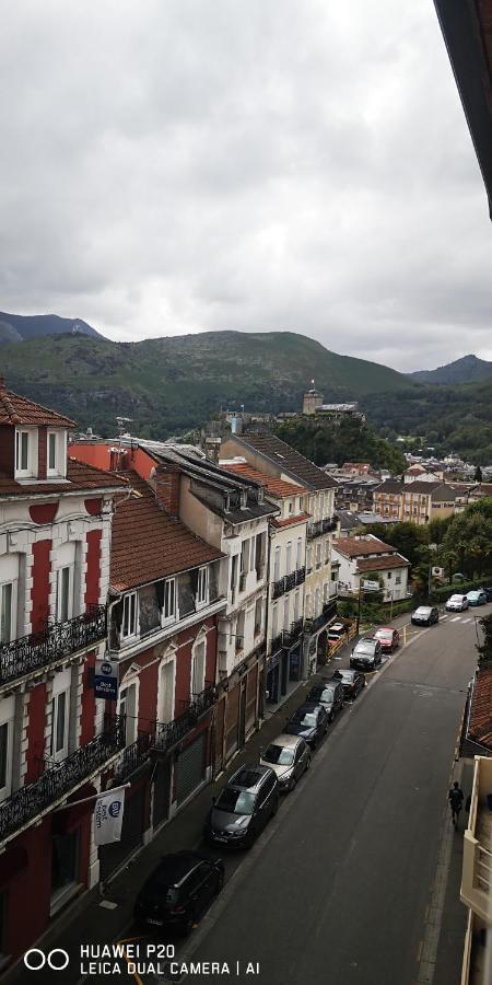 Studio 24M2 Au 4Eme Etage Ascenseur A Cote De La Gare Sncf ลูร์ด ภายนอก รูปภาพ